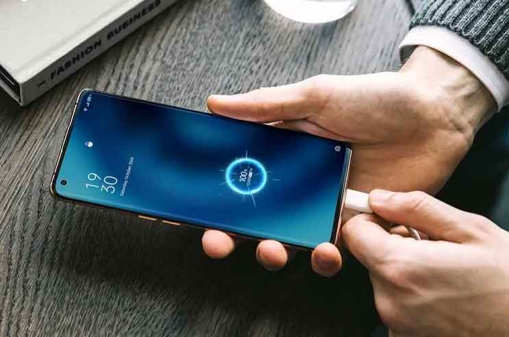 حتی با شارژ ۱۰۰ درصد، باتری هنوز ظرفیت اضافی برای شارژ&zwnj; دارد